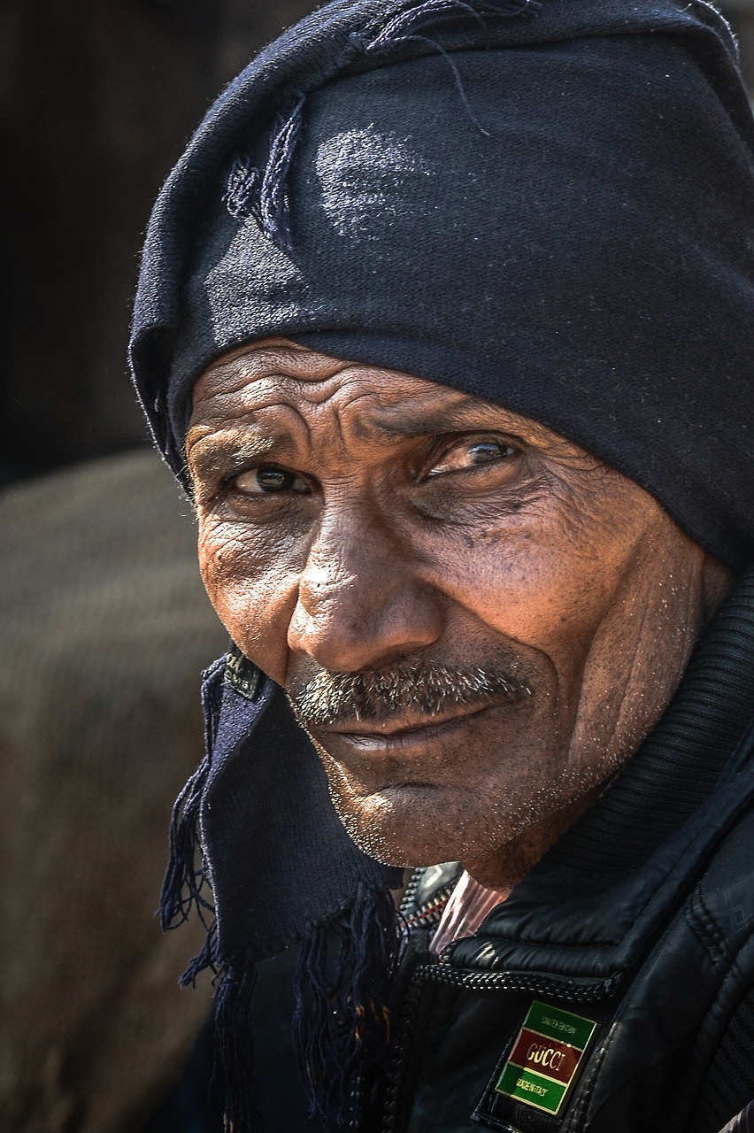 man, face, head-642075.jpg