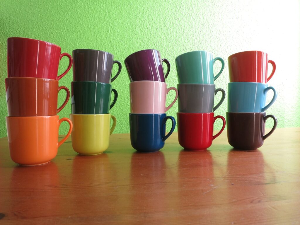 cups, multicoloured, diversity-1122663.jpg